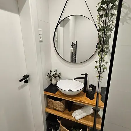 Design In Old Town-free Parking-balcony