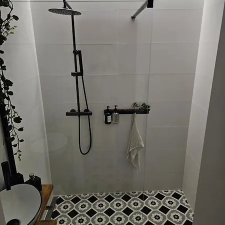 Design In Old Town-free Parking-balcony Apartment *