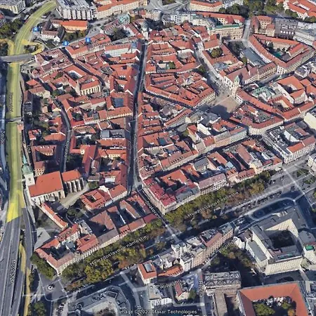 Design In Old Town-free Parking-balcony Apartment