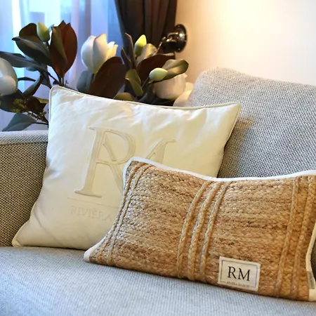 Design In Old Town-free Parking-balcony Bratislava