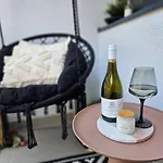 Design In Old Town-free Parking-balcony Lejlighed Bratislava